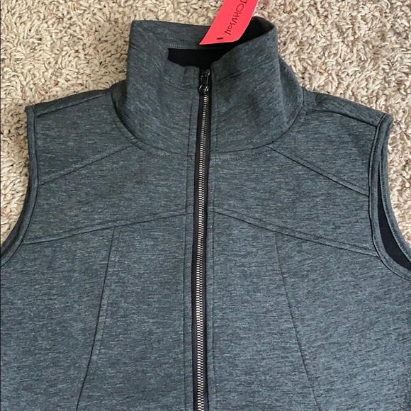 NWT Betsey Johnson Performance Vest - Picture 2 of 8